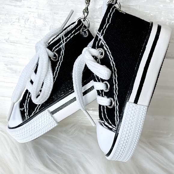 . Accessories - Set of 2 MINI SNEAKER KEYRINGS BLACK keychain his & hers running shoes Trainers